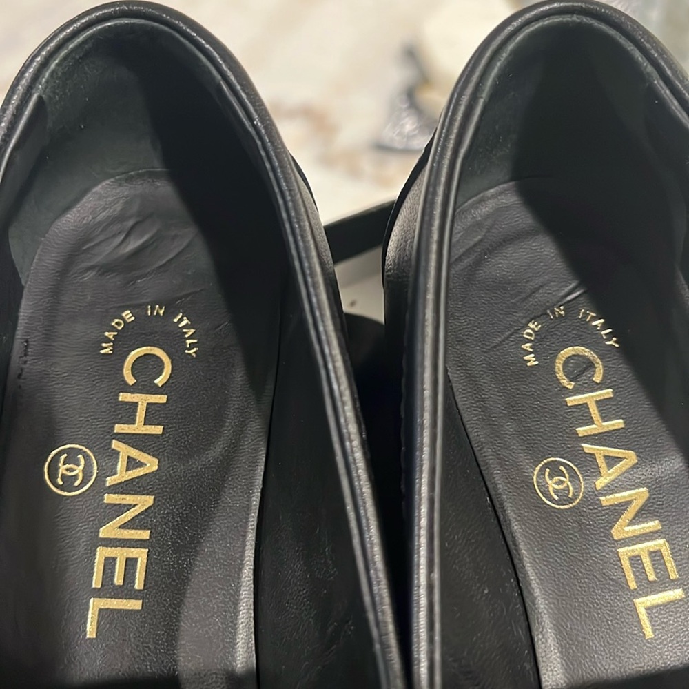 WOMENS Chanel Padlock Quilted Pillow Top TURN LOCK Loafers Size 38.5 - Picture 15 of 17